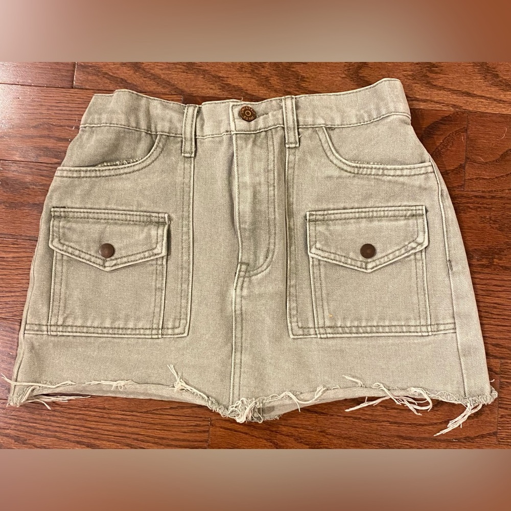 Sincerely Jules Denim Mini Skirt Sz 5/26 Green Raw Hem Elastic Waist Pockets